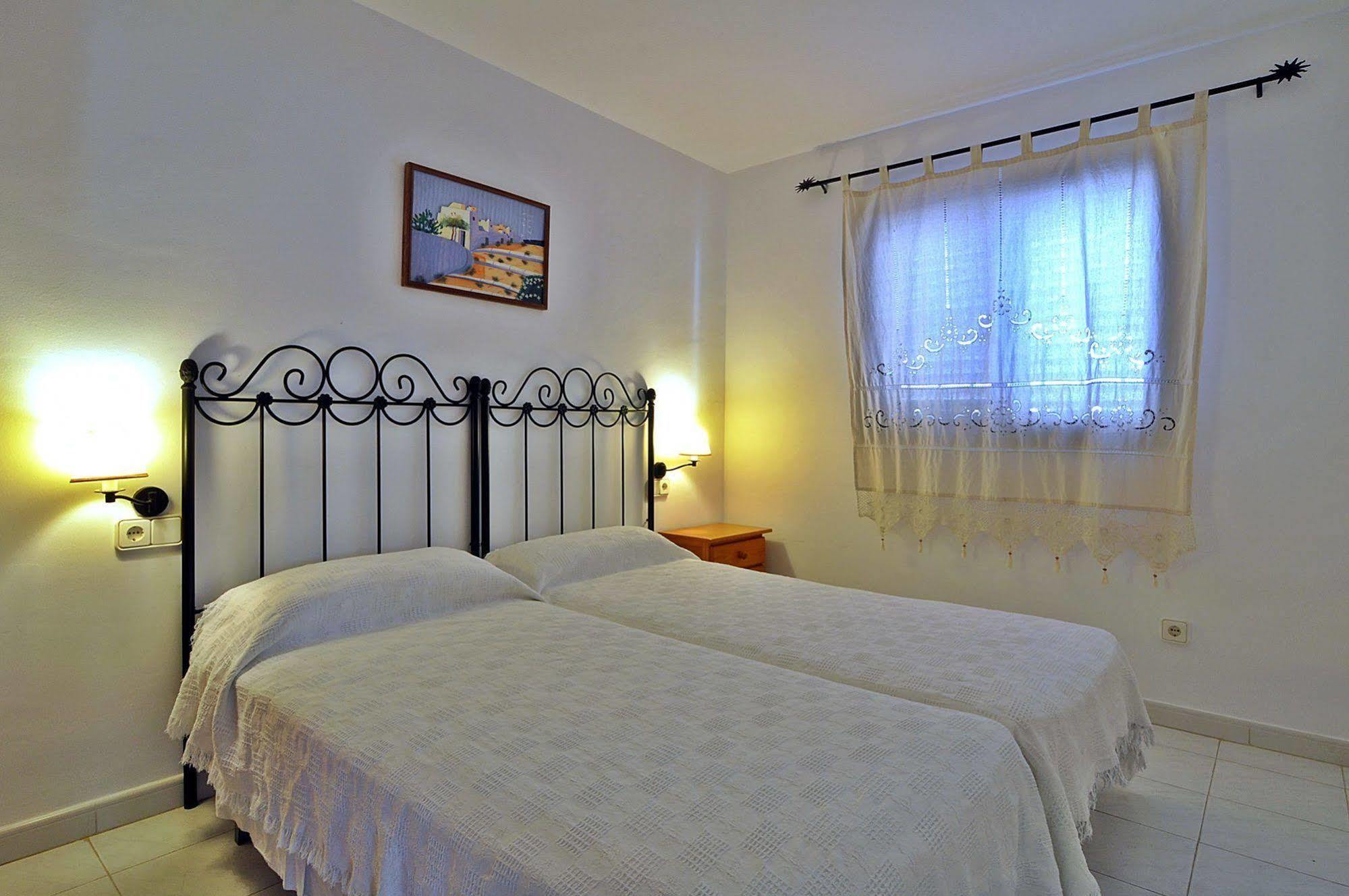 Cel Blau * Santa Eulária des Riu
